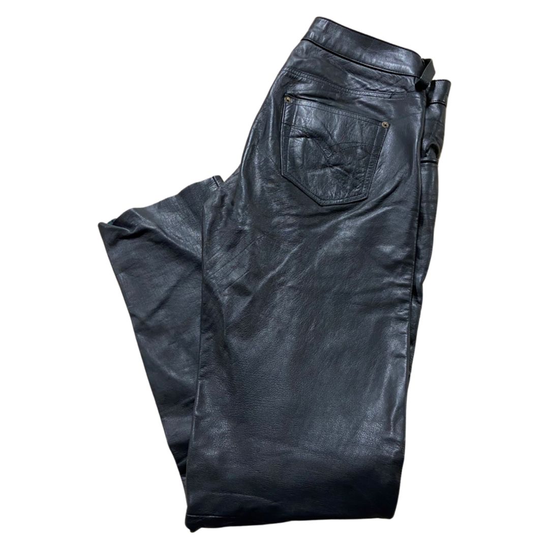 Kilo Pack de Pantalones y Faldas de Cuero